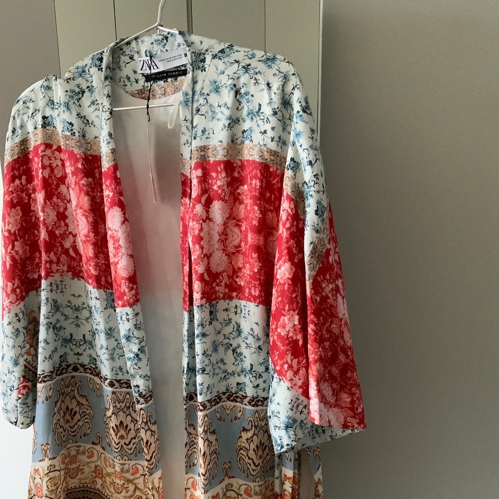 Zara printed robe nwt size xs/s nwt $70